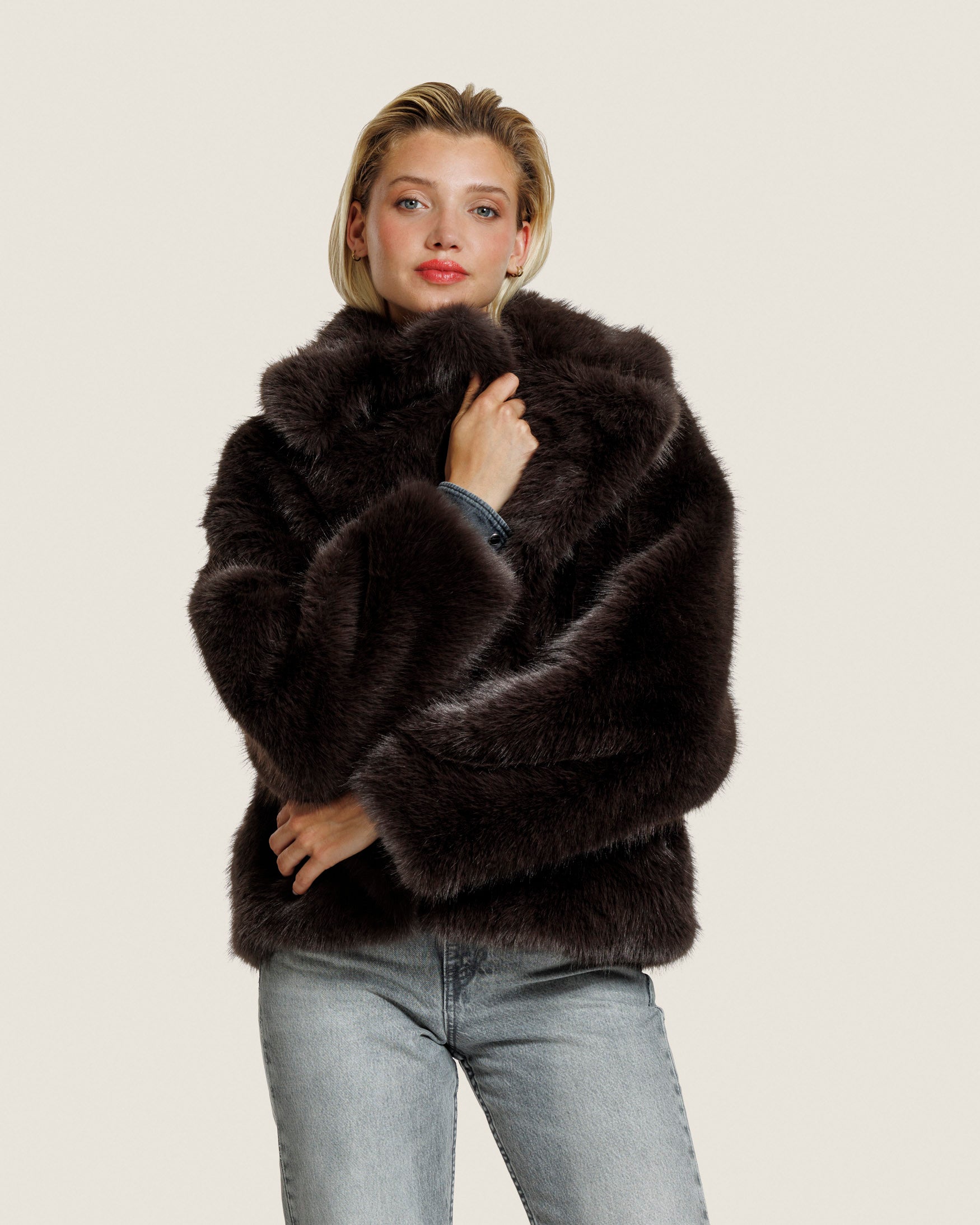 Novi | Fur Jacket – Alter Ego official
