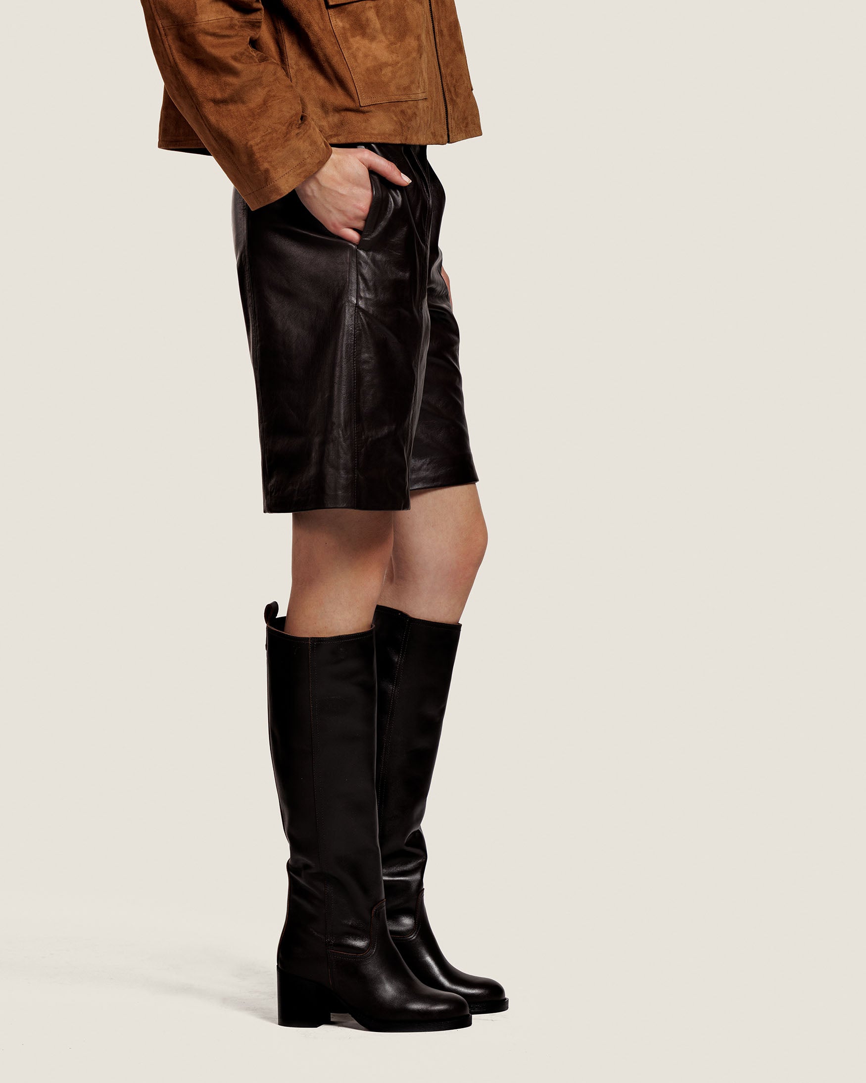 Izzy - Leather Bermuda
