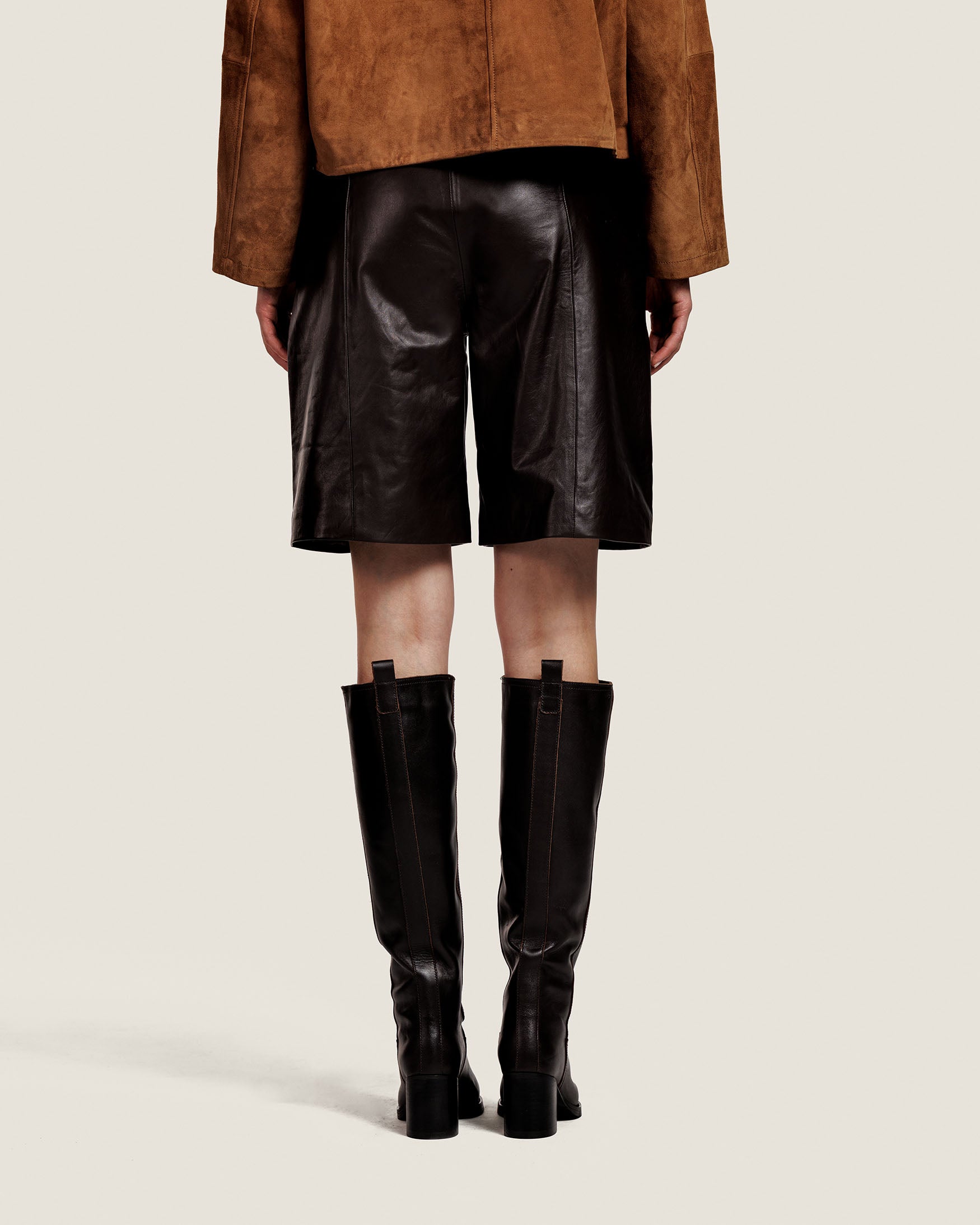 Izzy - Leather Bermuda